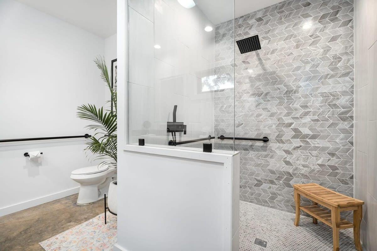 Petit Paradis Studio With Hot Tub Фредеріксбург Екстер'єр фото