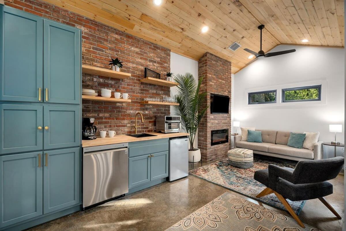 Petit Paradis Studio With Hot Tub Фредеріксбург Екстер'єр фото